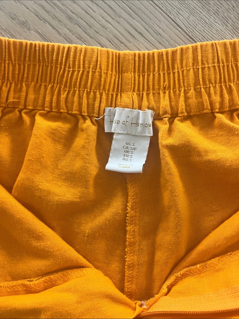 House of Harlow 1960 High-Waist Golden Yellow Linen-Blend Shorts - Picture 3 of 3